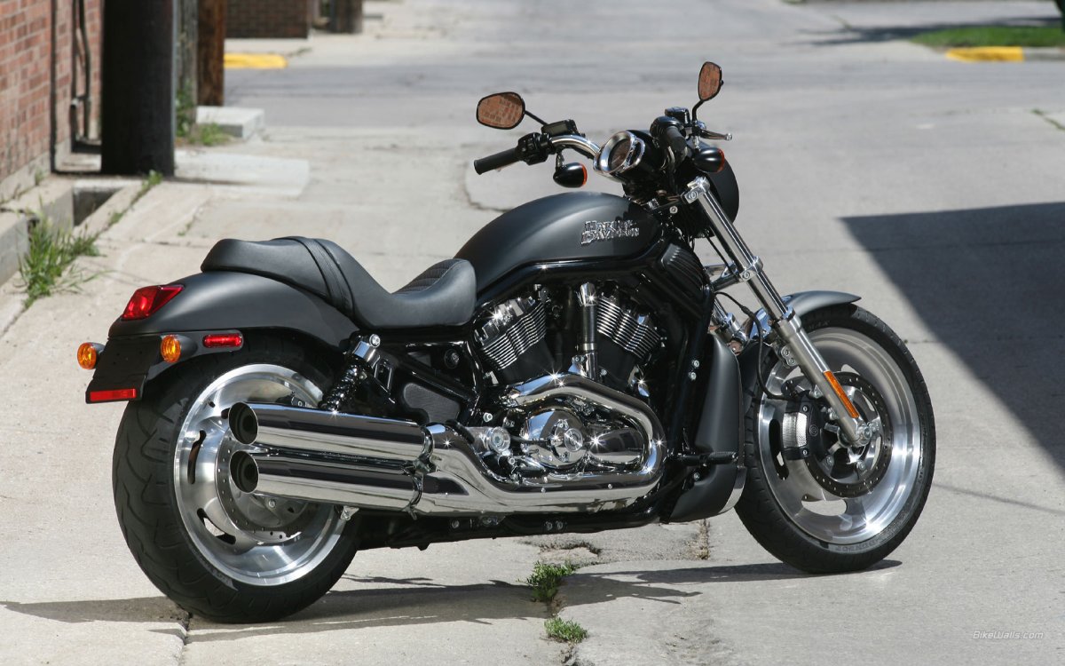 Харлей Дэвидсон VRSCB V-Rod 2005