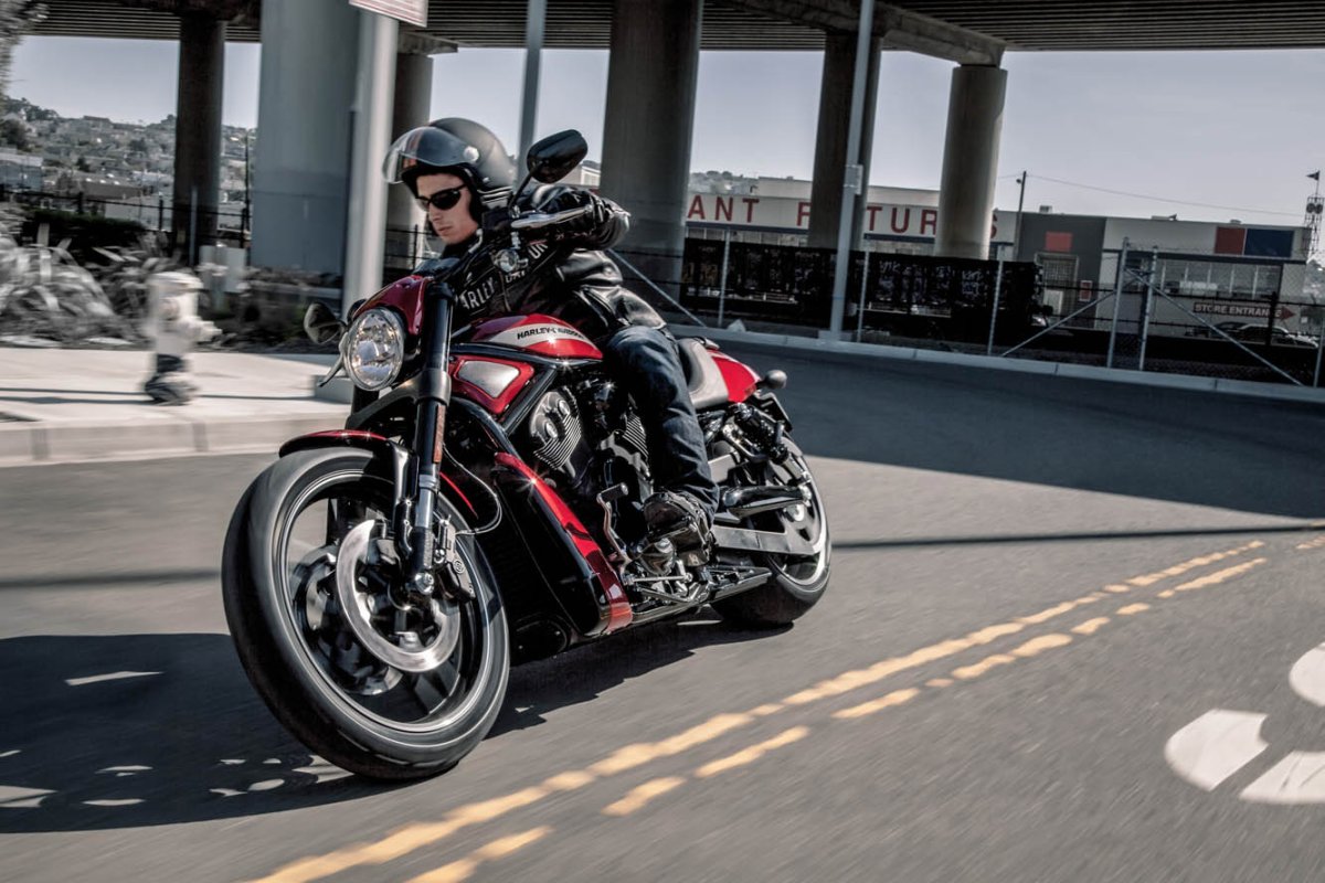 Harley Davidson v Rod с водителем