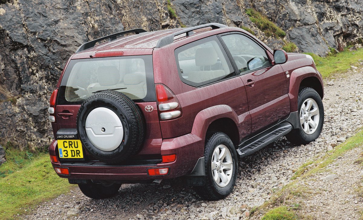 Toyota Land Cruiser Прадо 3 Doors