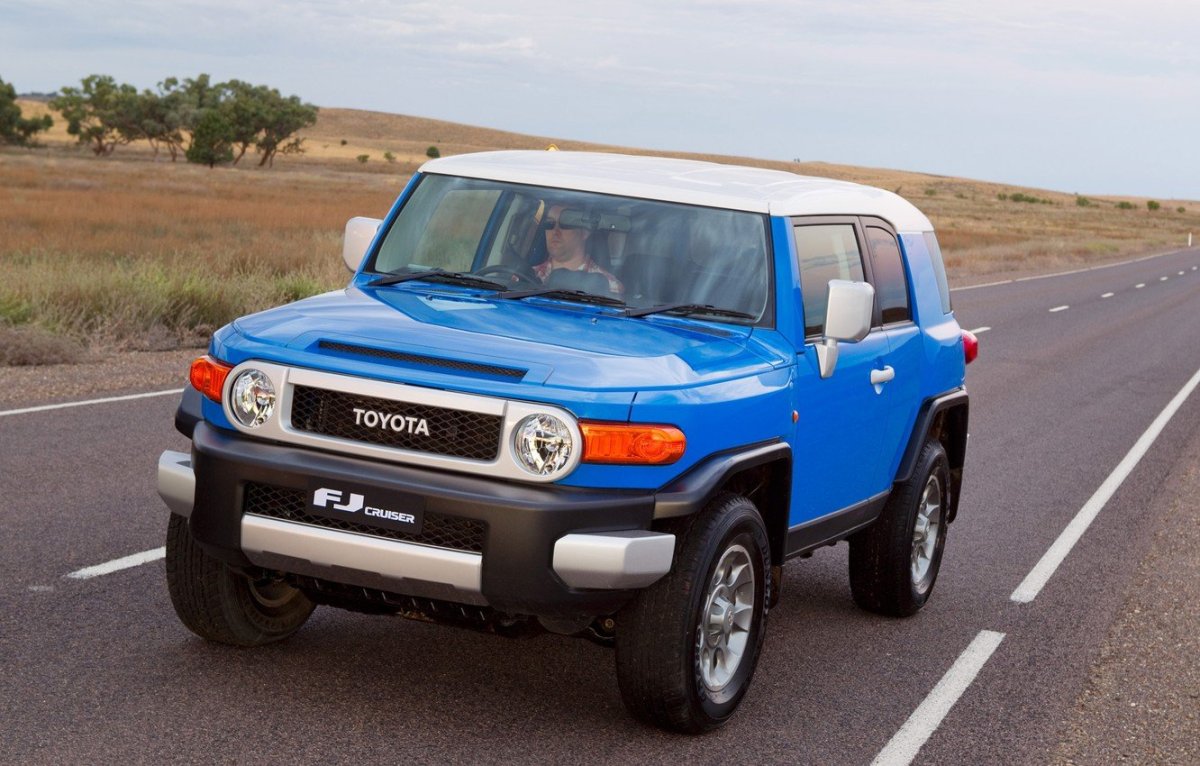 Toyota FJ Cruiser 2015 Япония