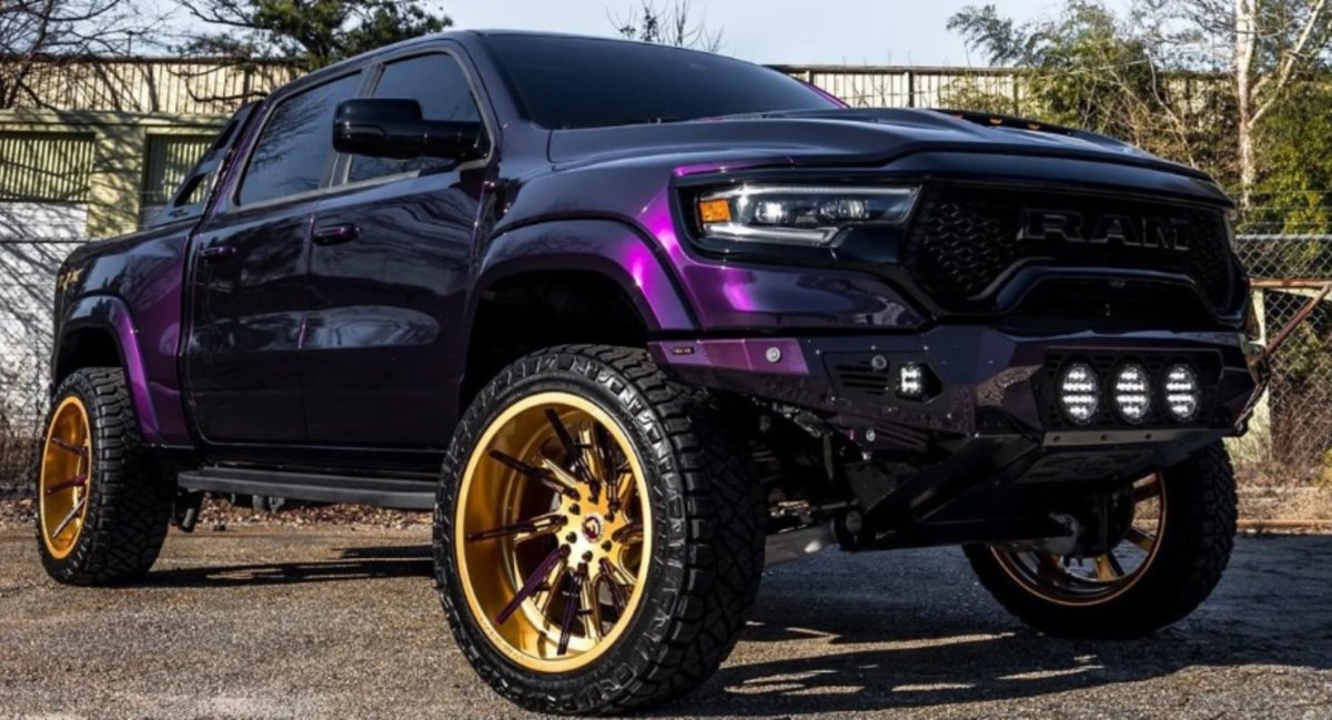 Тюнингованный Ram TRX