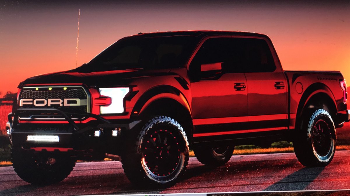 Ford Raptor с неоном