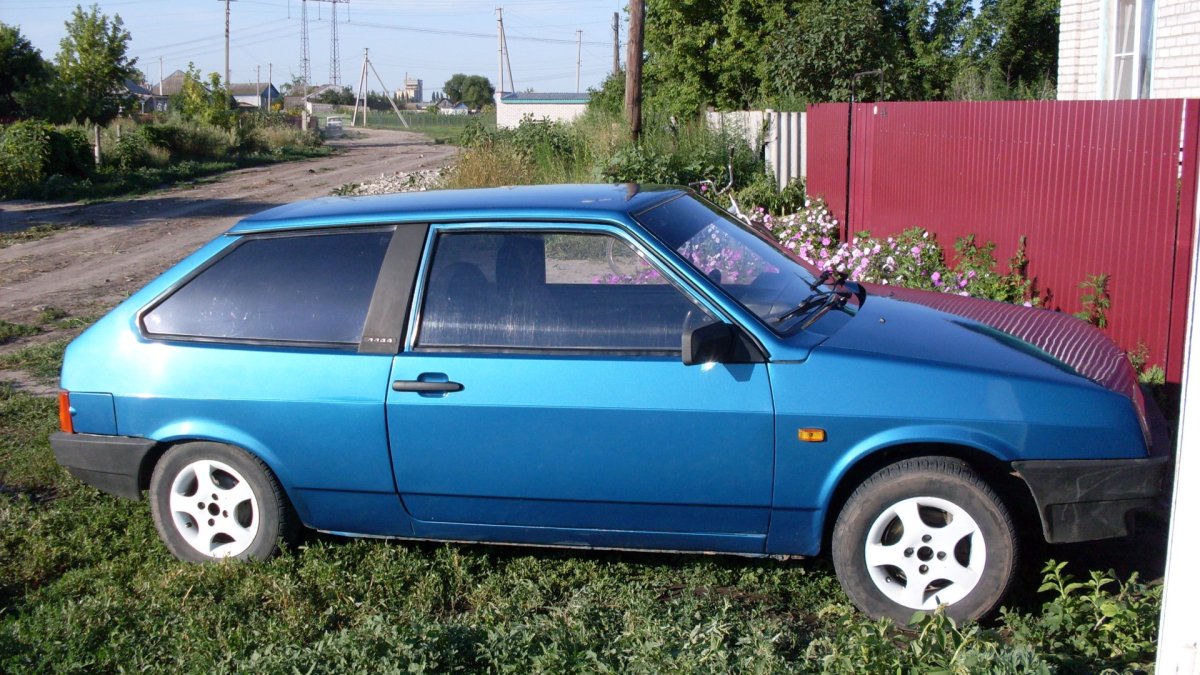 Лада 2108 цвет Лагуна