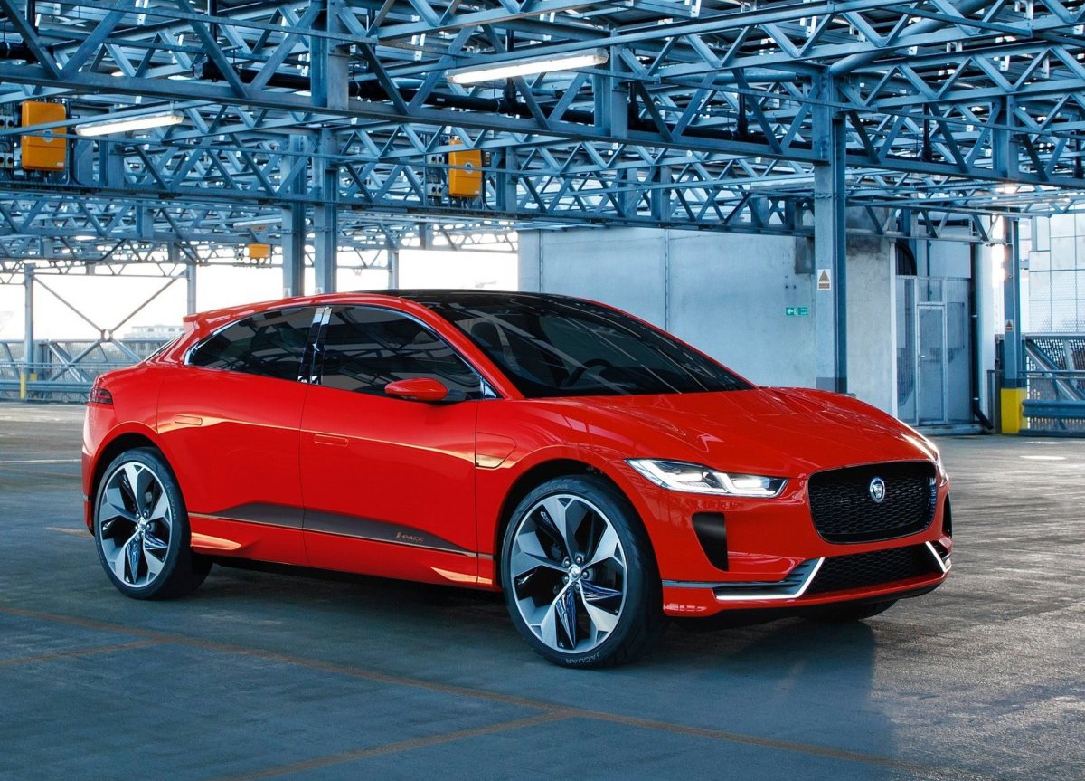 Электрокроссовер Ягуар i-Pace