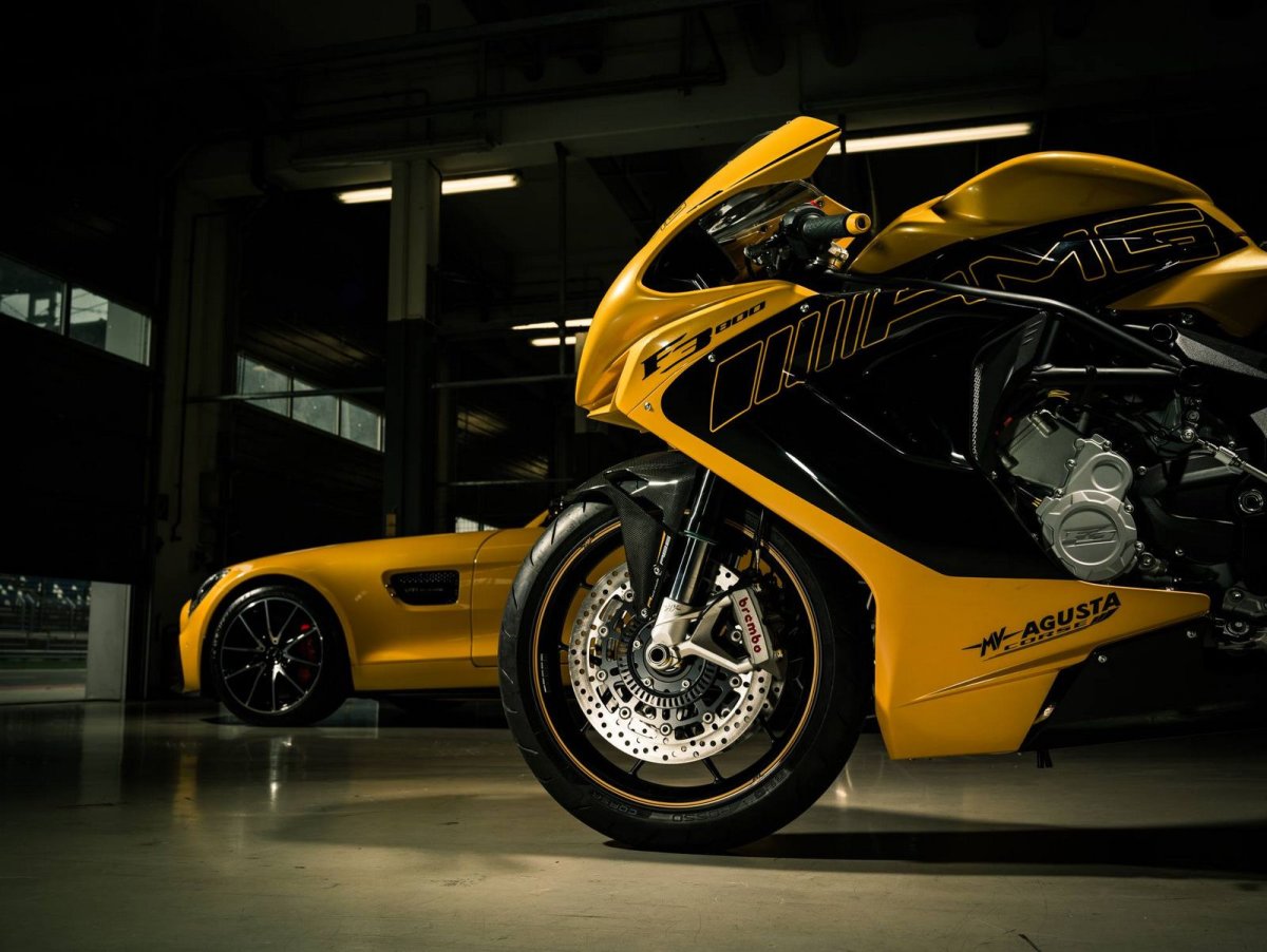 Мотоцикл MV Agusta f3 800 AMG