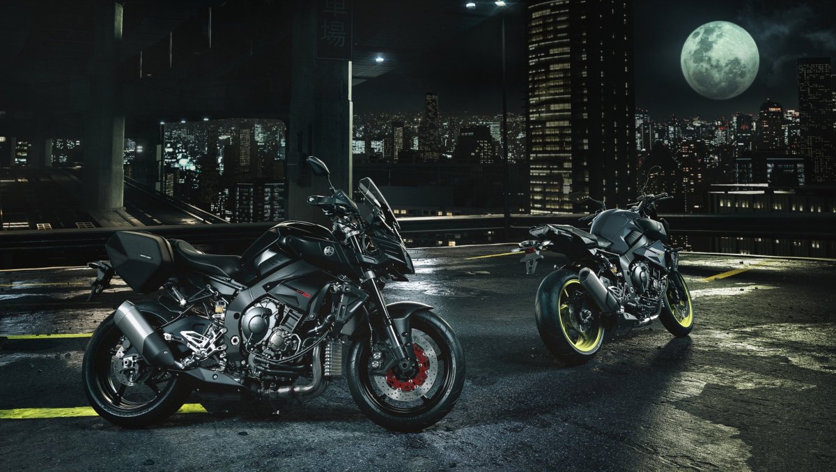 Мотоцикл Yamaha MT 09 В ночи