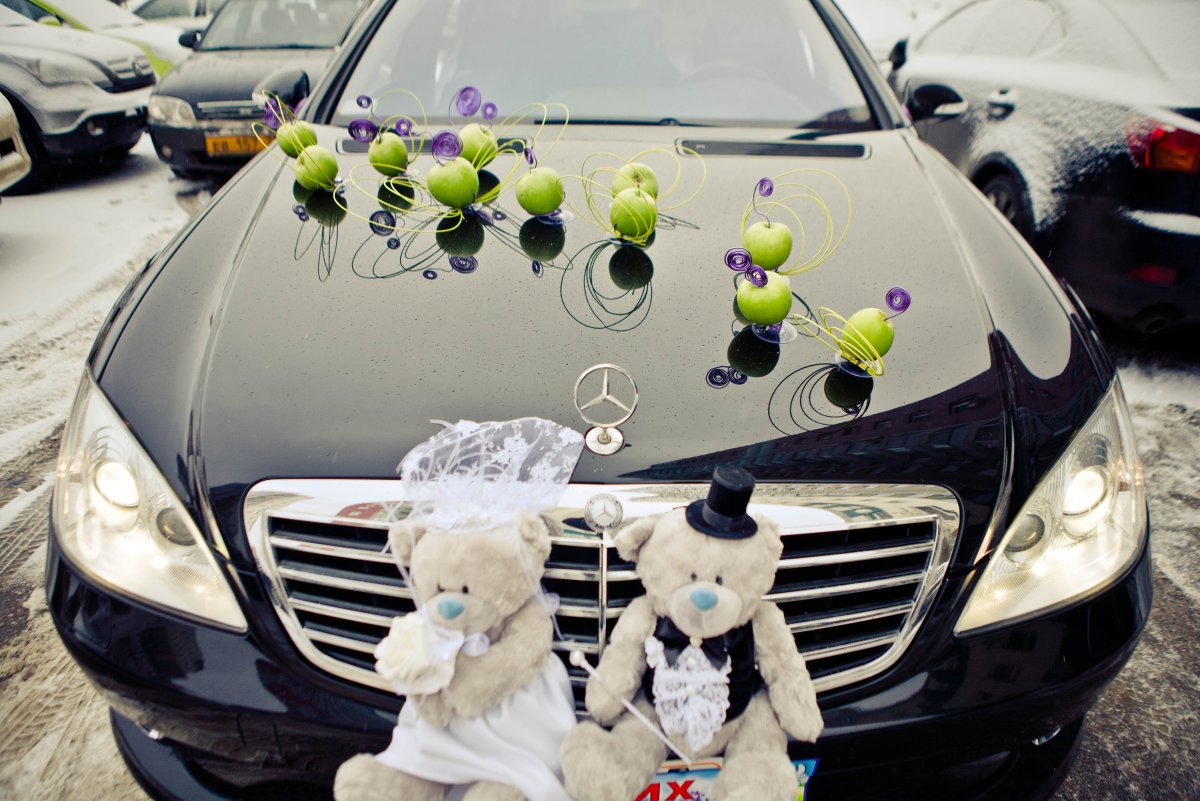 Декор для машины жениха и невесты
