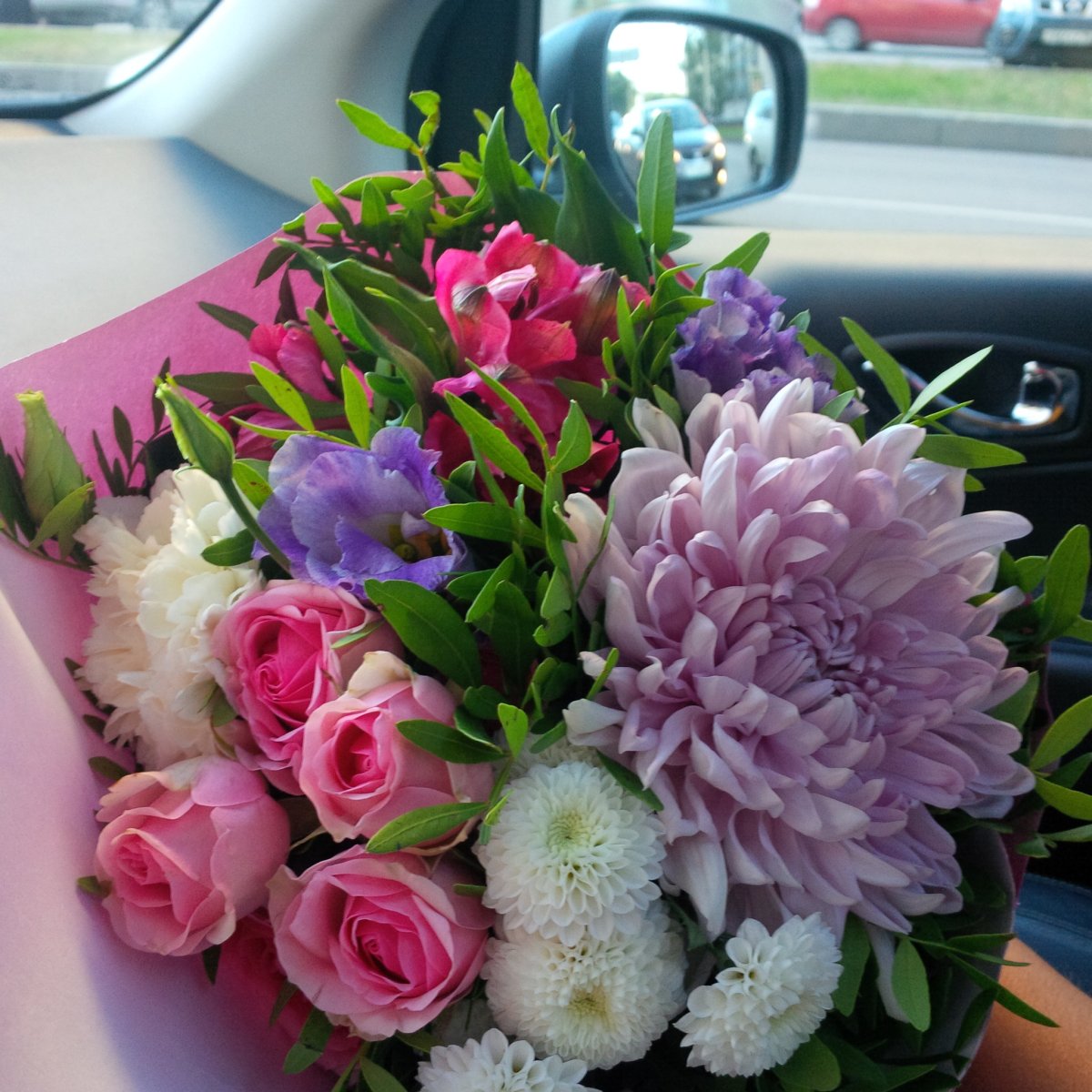 Букет для первоклассника из астр