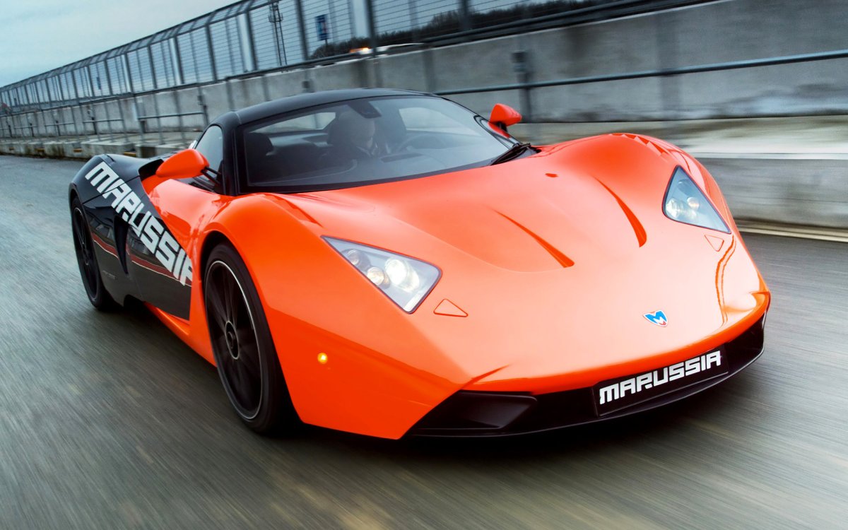 Машина Marussia b1