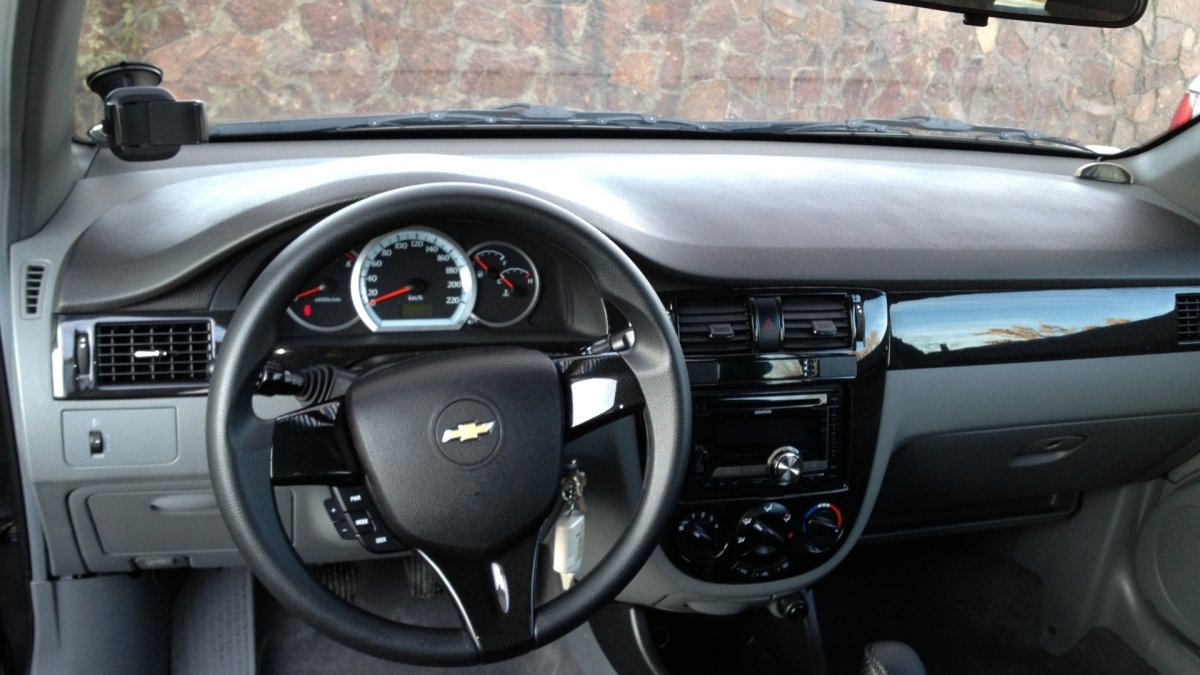 Chevrolet Lacetti торпеда