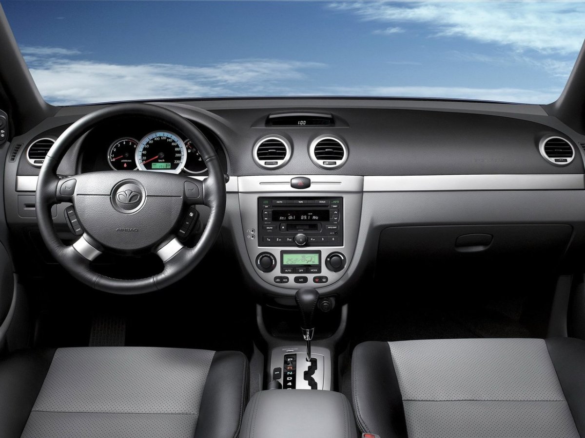 Chevrolet Lacetti 2004 салон