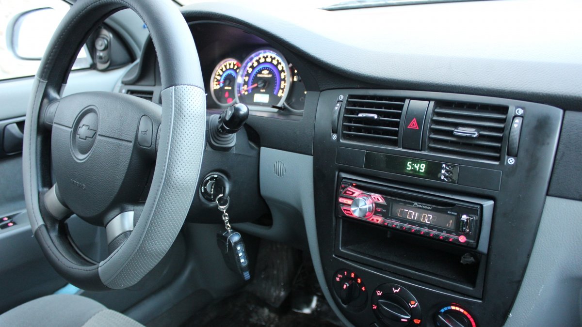 Торпеда Шевроле Лачетти седан 2008