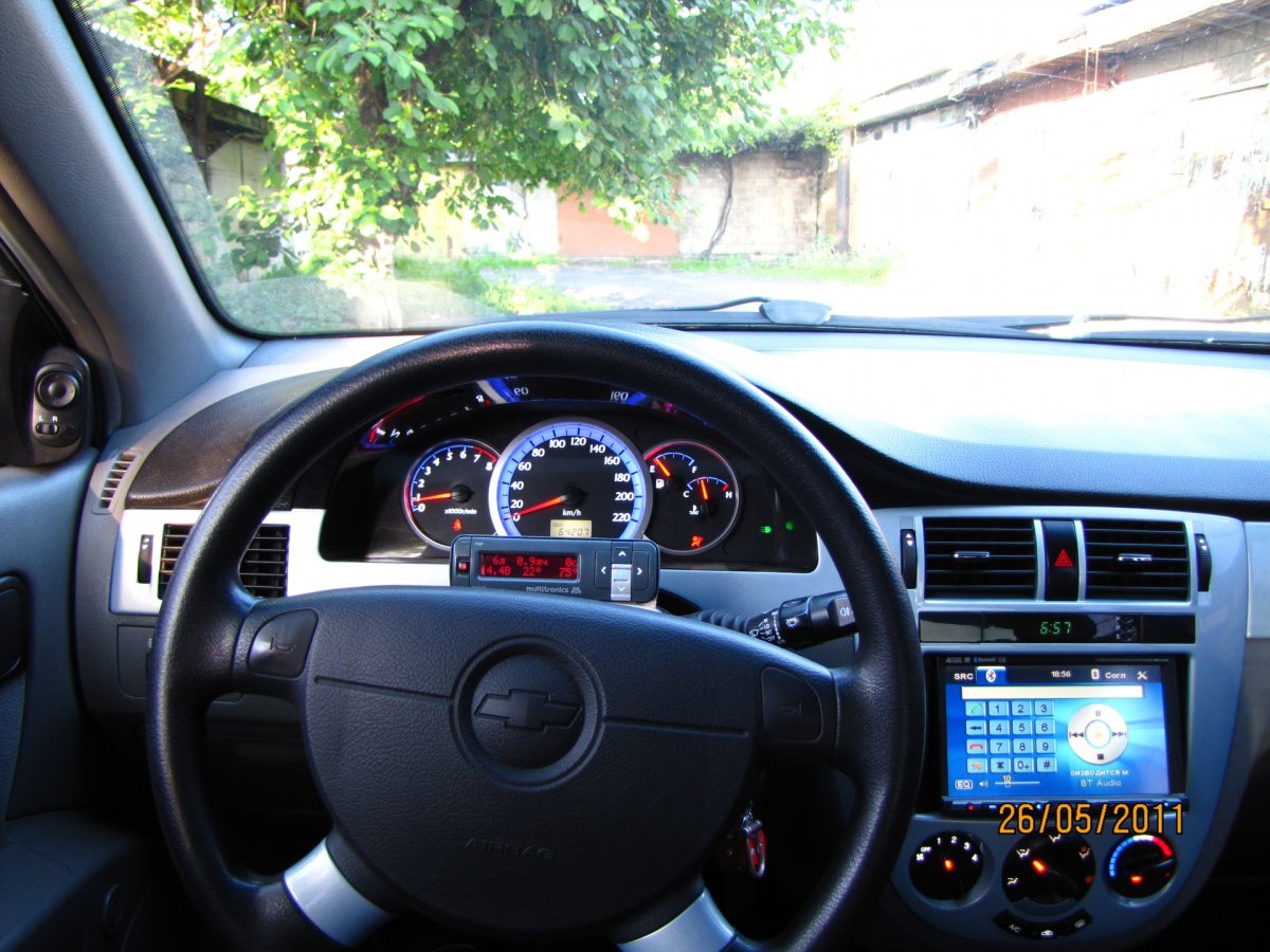 Панель Шевроле Лачетти седан