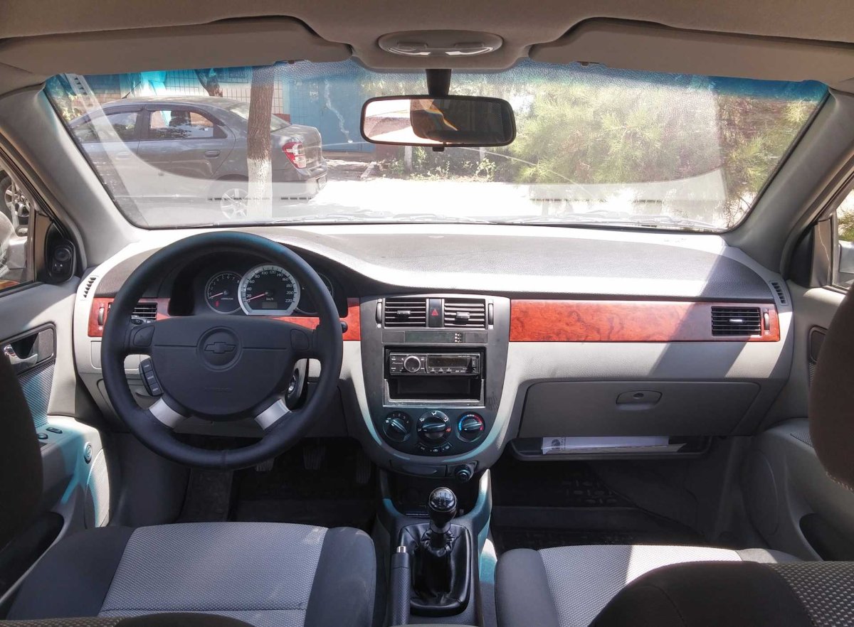 Lacetti Chevrolet Salon