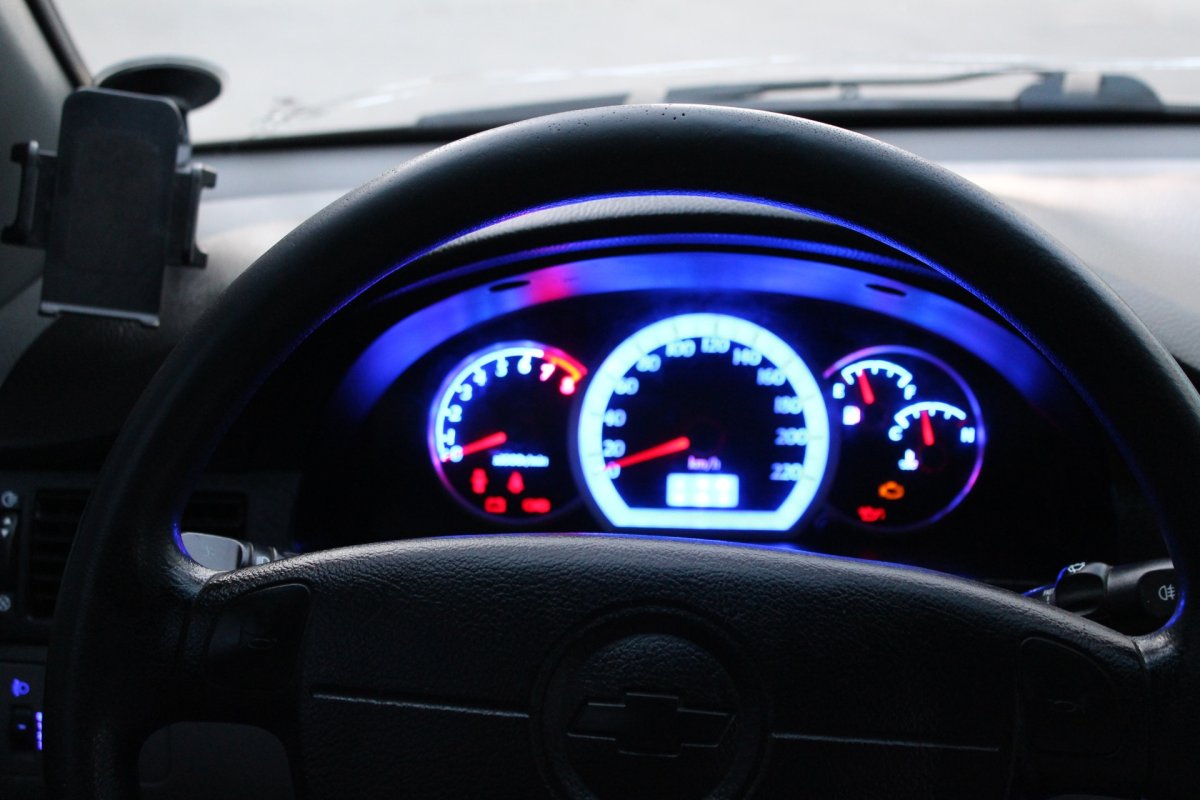 Пересвет приборной панели Лачетти