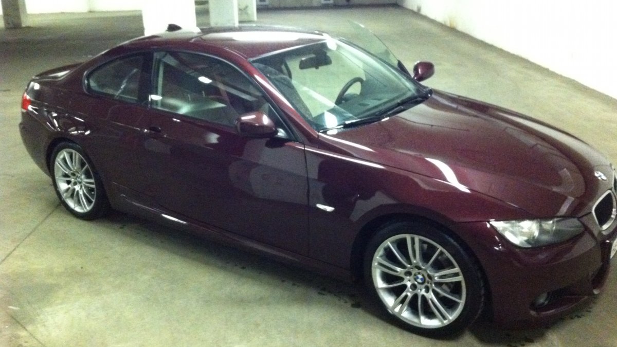 BMW e92 Вишневая