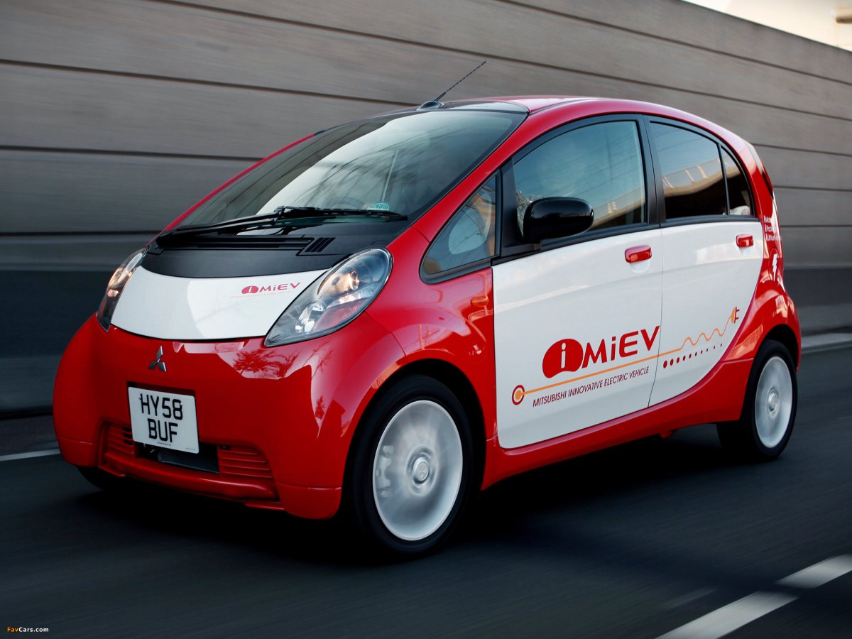 Мицубиси маленькая i MIEV