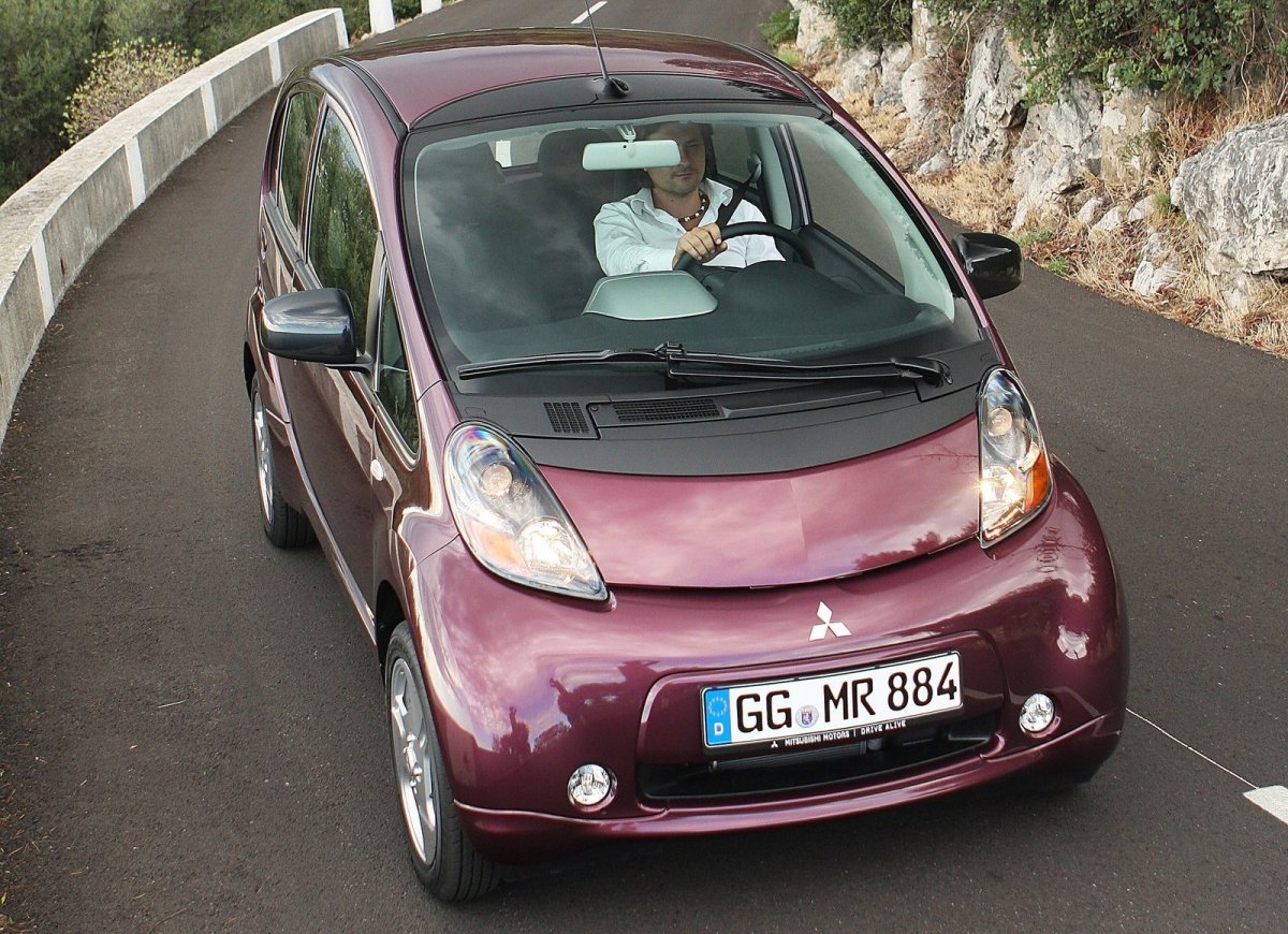 Mitsubishi i MIEV автомобили Mitsubishi