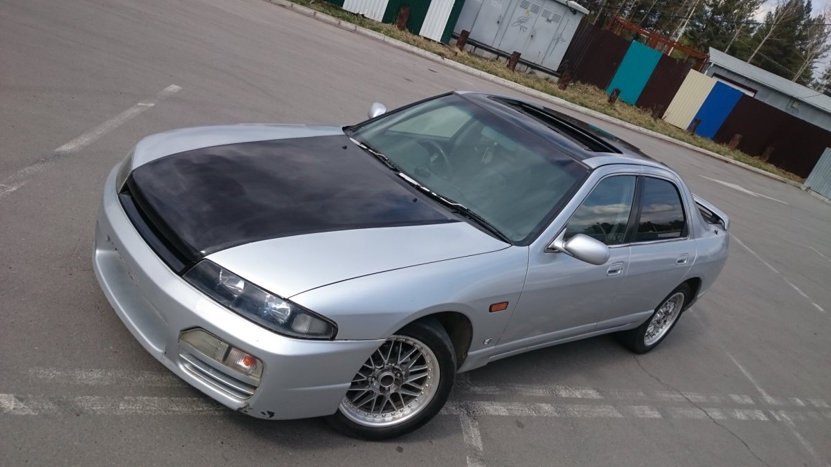 Ниссан Скай 33