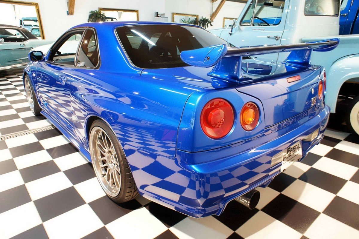Nissan Skyline r34 gt-r Форсаж
