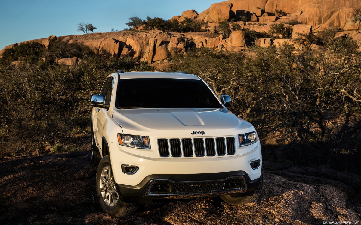 Jeep Grand Cherokee 2015 белый