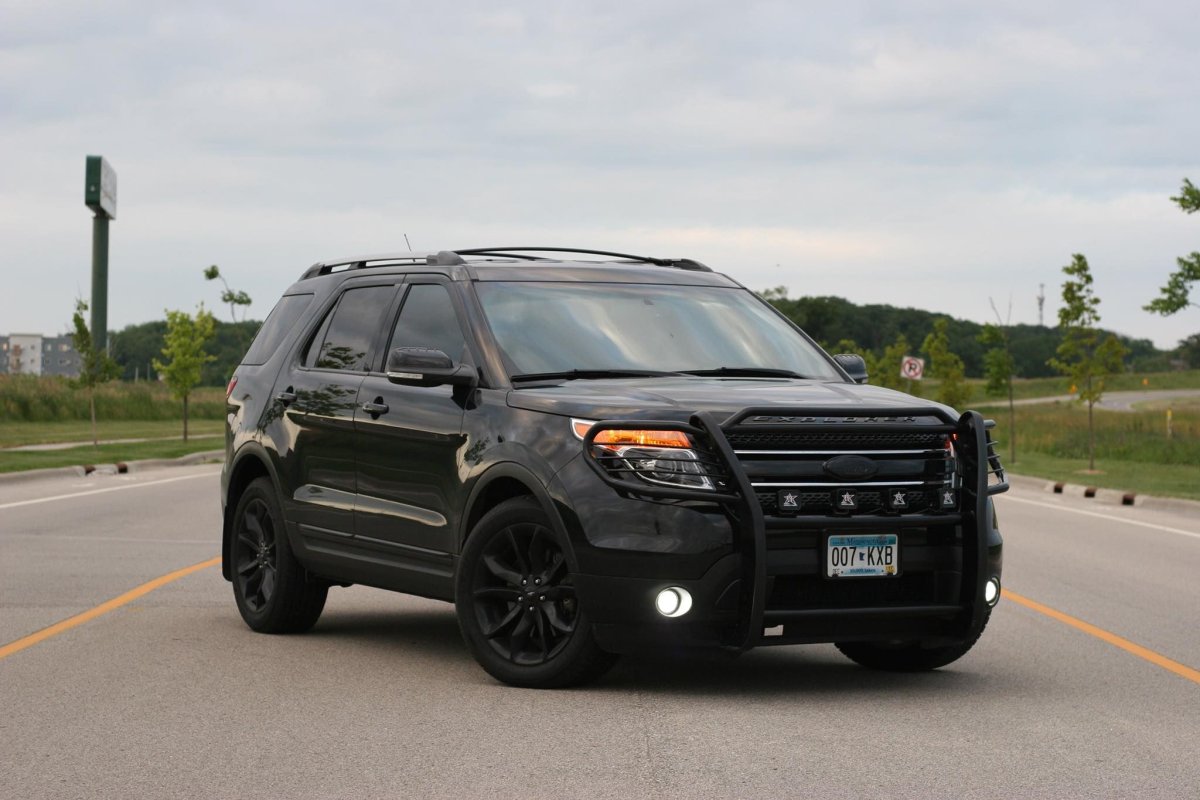 Ford Explorer 3 Push Bar