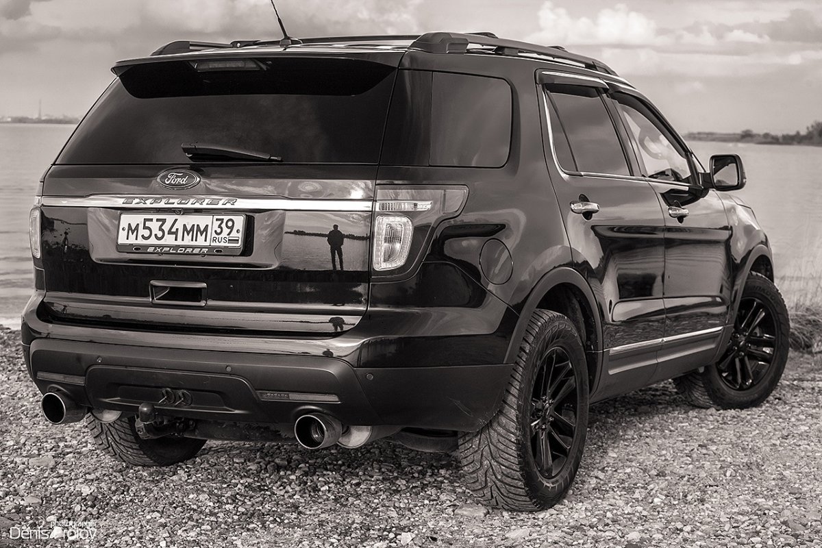 Ford Explorer Sport Black Tuning 2017