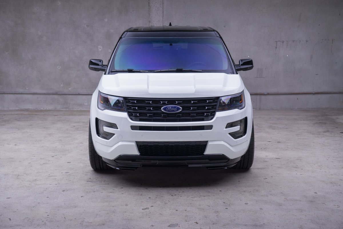 Ford Explorer 2016 Custom Tuning White