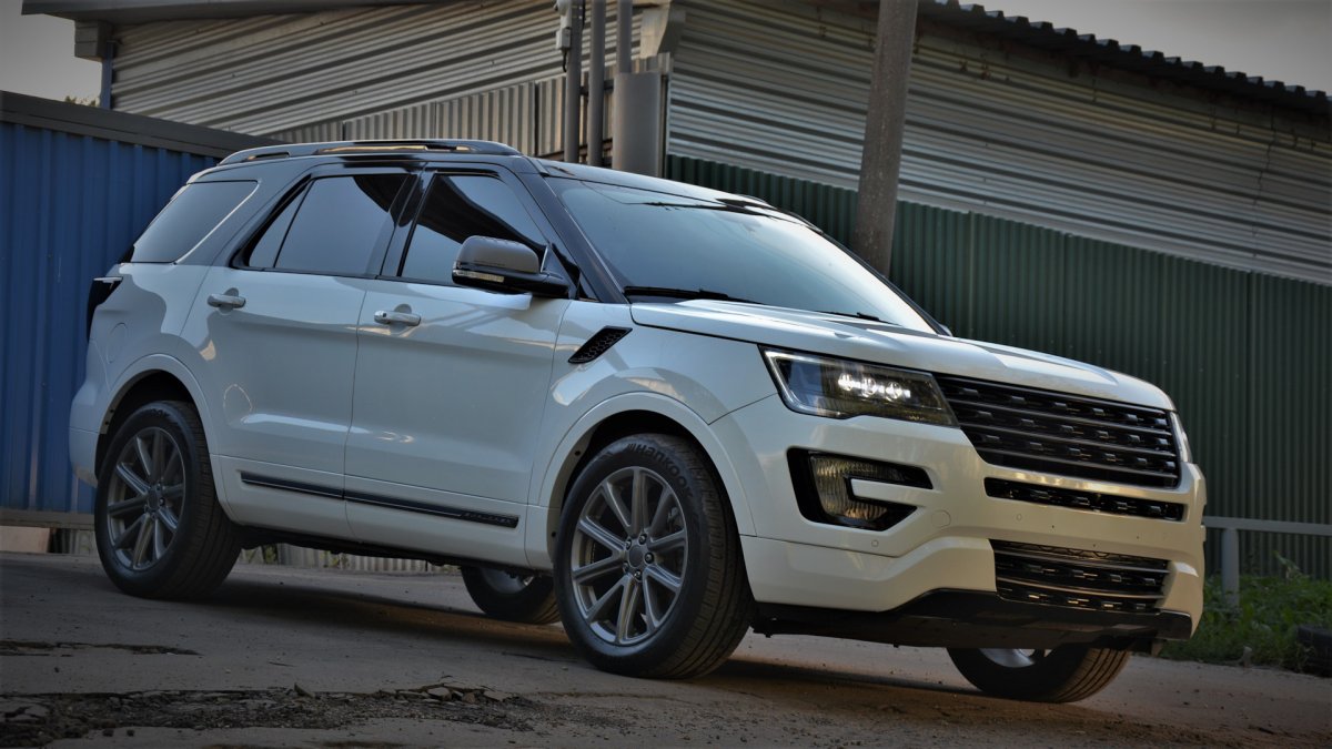 Ford Explorer 5 Raptor