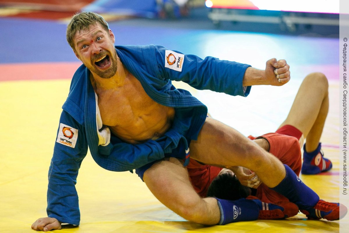 Мастер спорта по самбо Андрей