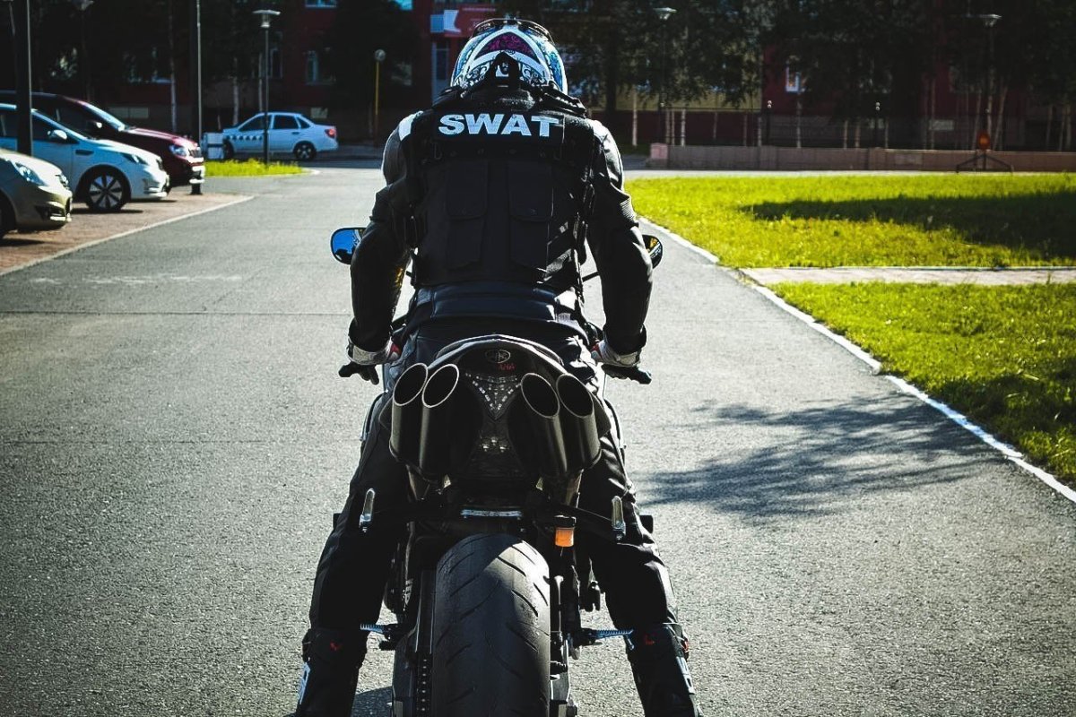 Разгрузка SWAT для мотоциклистов