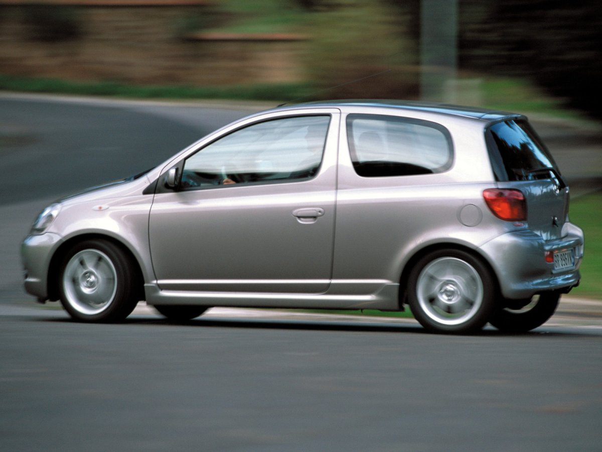 Toyota Yaris 2001