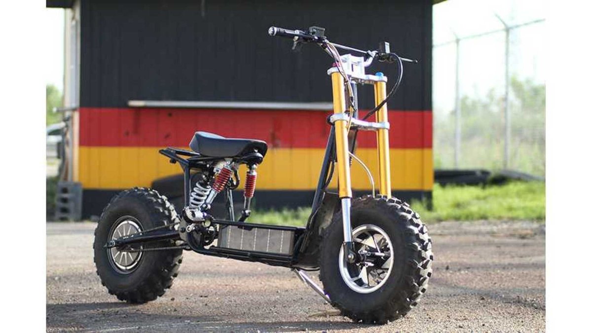 Электросамокат Scooter цепной привод