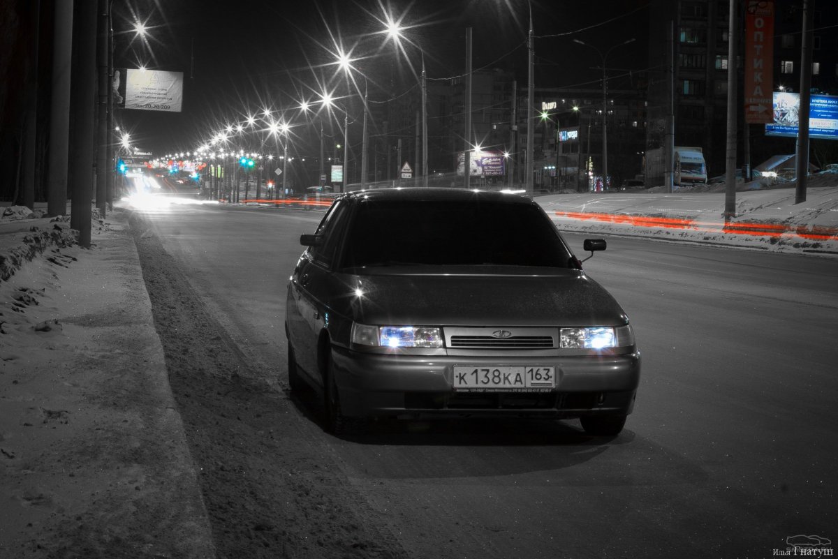 ВАЗ 2112 чёрная ночью