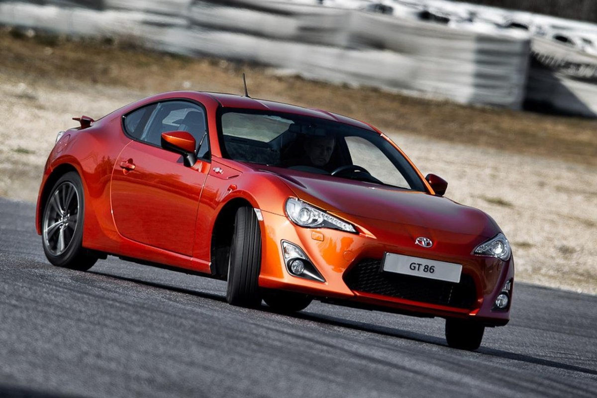 Тойота gt86