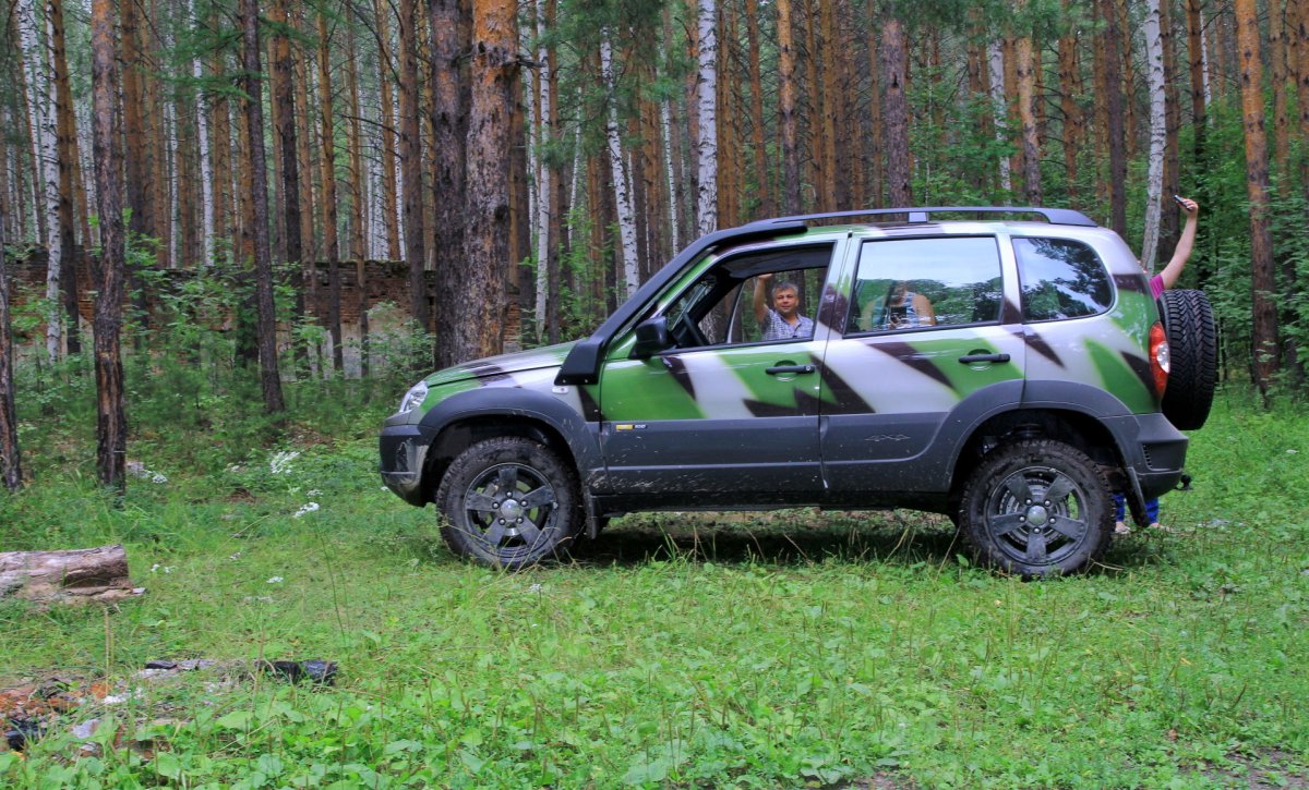 Chevrolet Niva Lem Camouflage