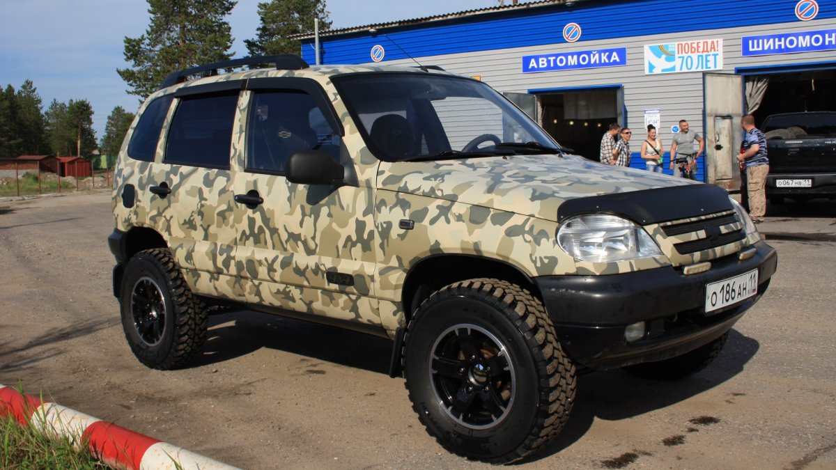 Chevrolet Niva Lem Camouflage