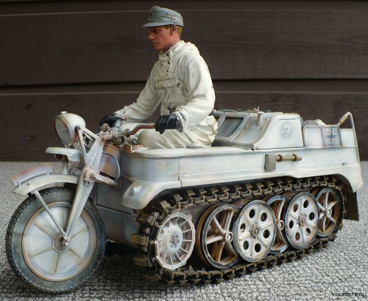 Гусеничный мотоцикл SDKFZ 2