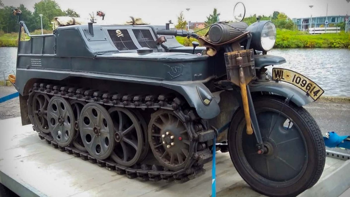 Kettenkrad HK 101 — полугусеничный мотоцикл