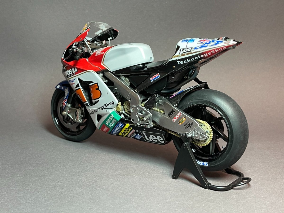 Honda rc82-1000281