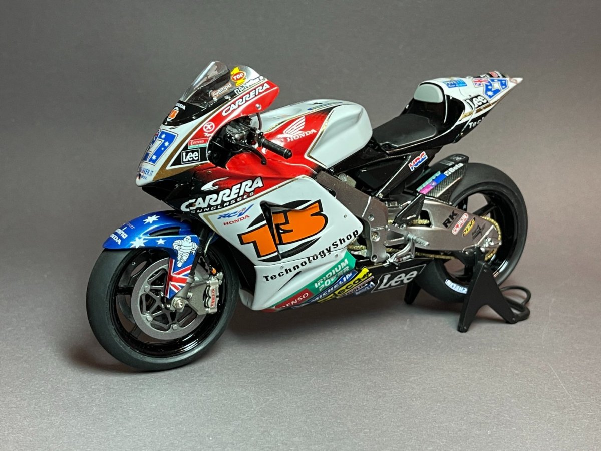 Honda rc51 New ray