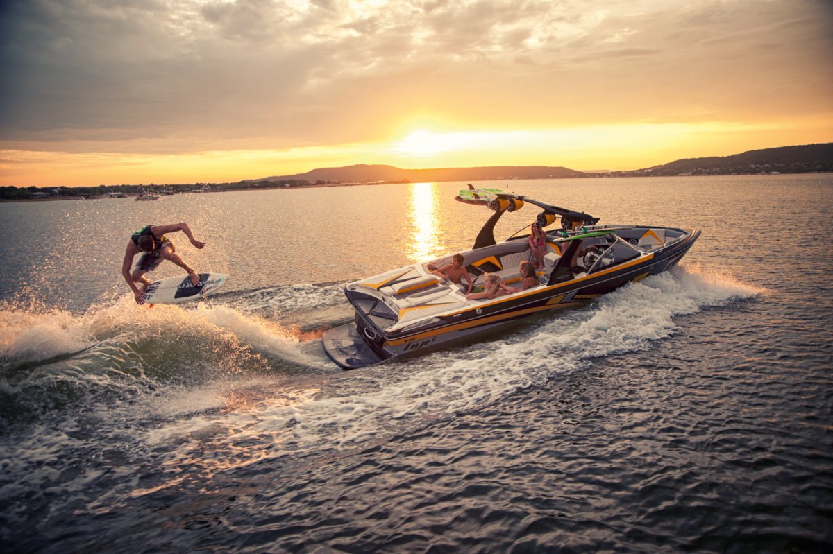 Wakeboard и Wakesurf