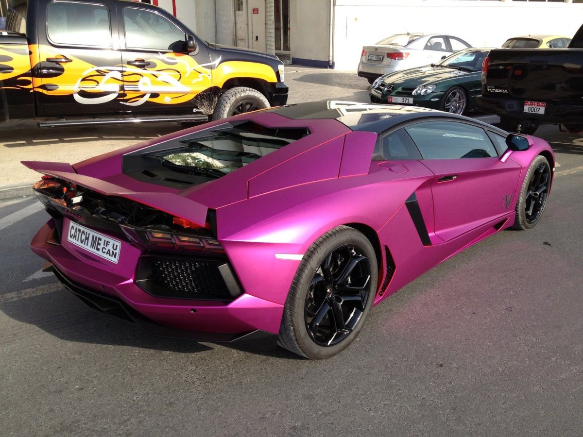 Lamborghini Aventador lp700-4 фиолетовый