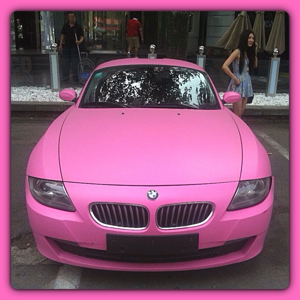 BMW z4 розовая