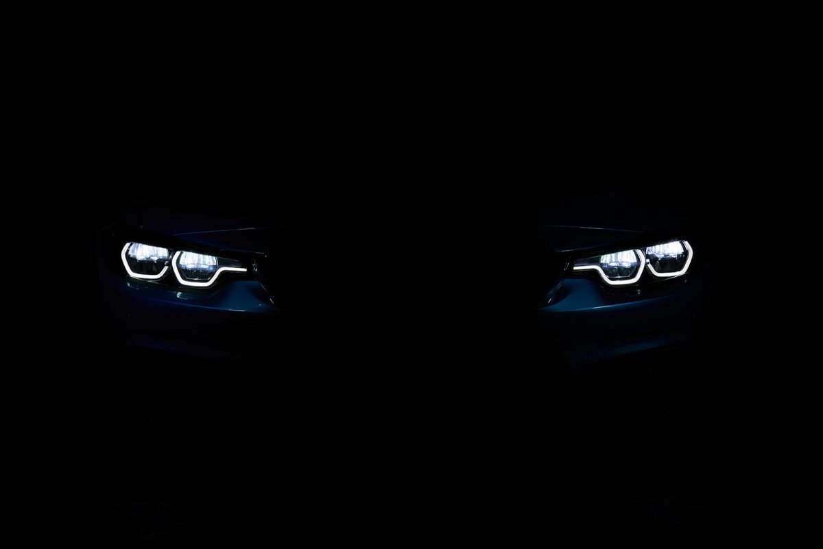 BMW m5 в темноте