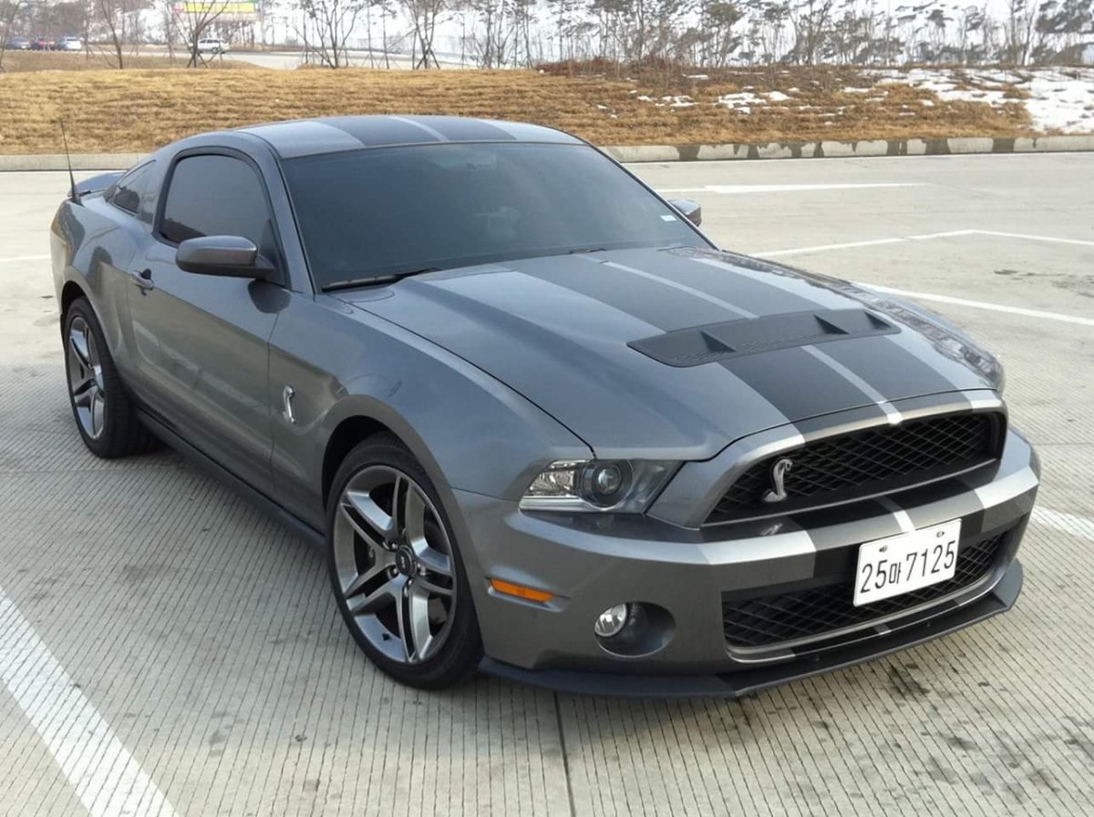 Ford Mustang gt 2011