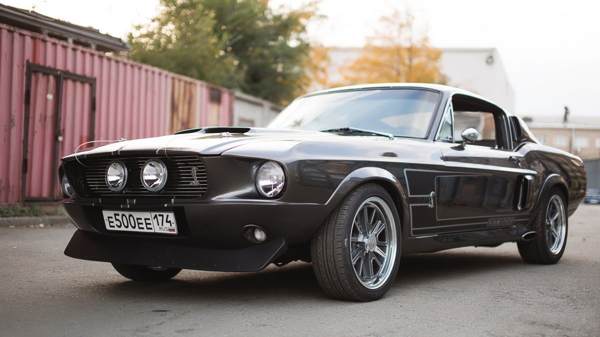 Ford Mustang 2106