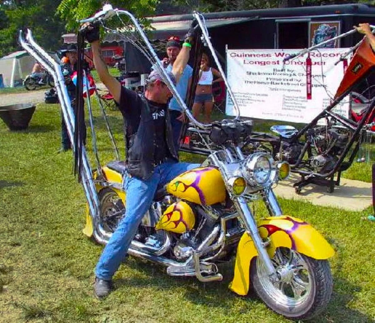 Чоппер с высоким рулем