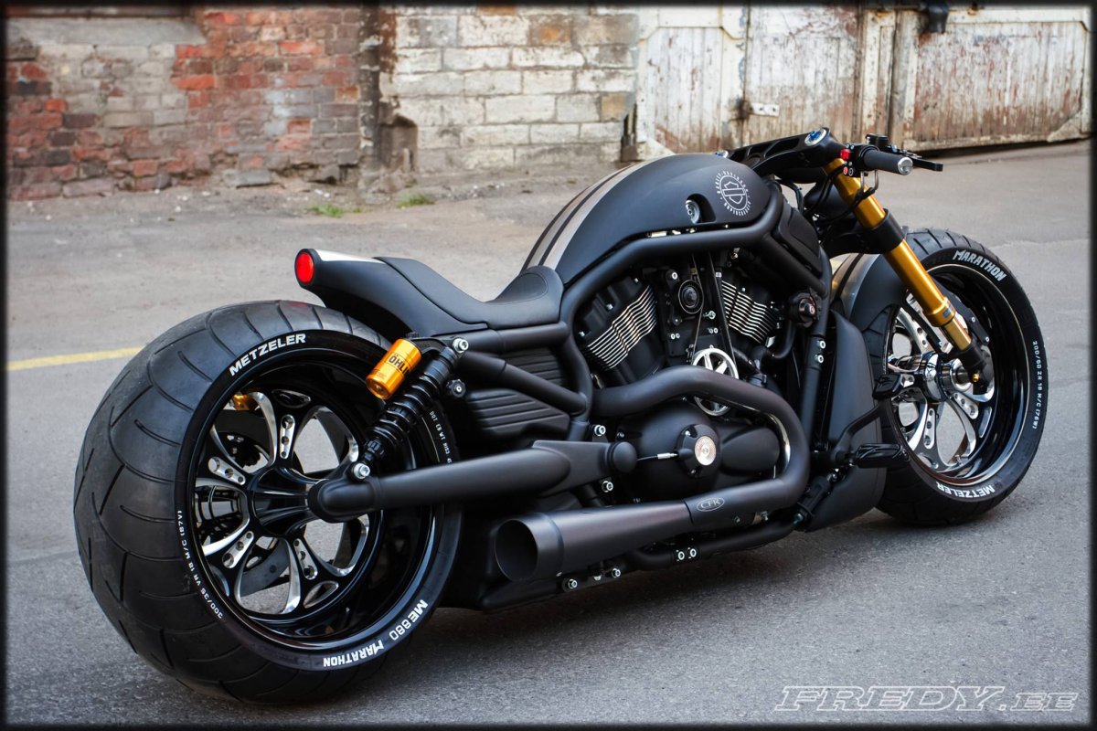 Мотоцикл Харлей Дэвидсон v-Rod Custom