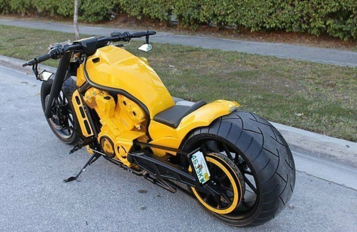 Мото с широким колесом сзади